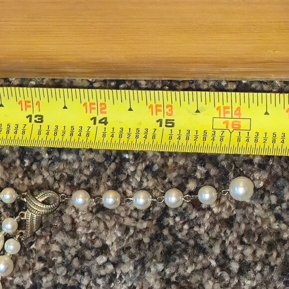 Vintage Laguna Necklace Faux Pearl & Aurora borealis crystal 3 strand choker - Picture 8 of 8